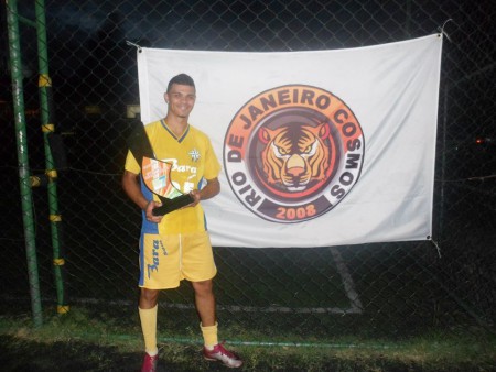 LEANDRO LEAL